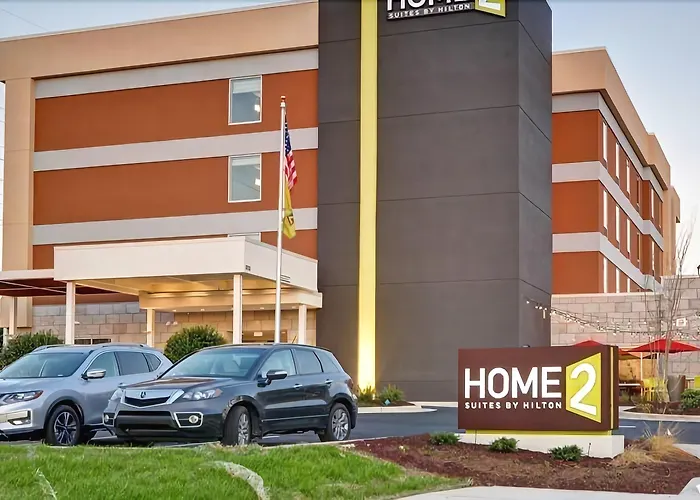 Hotel Home2 By Hilton Hanes Mall 3*