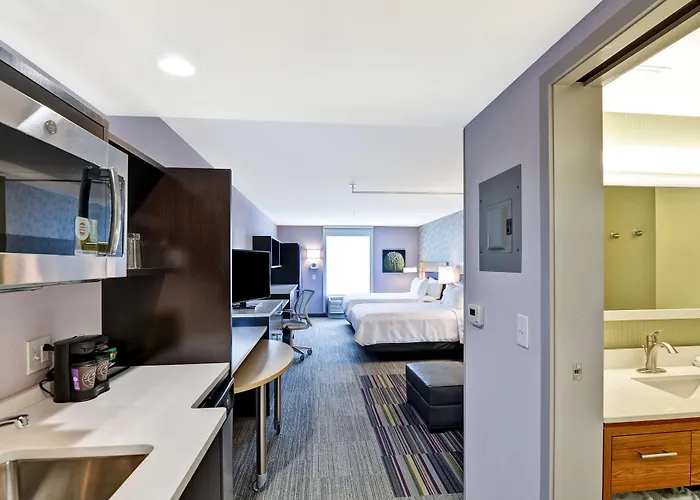 Home2 By Hilton Hanes Mall Hotel 3*